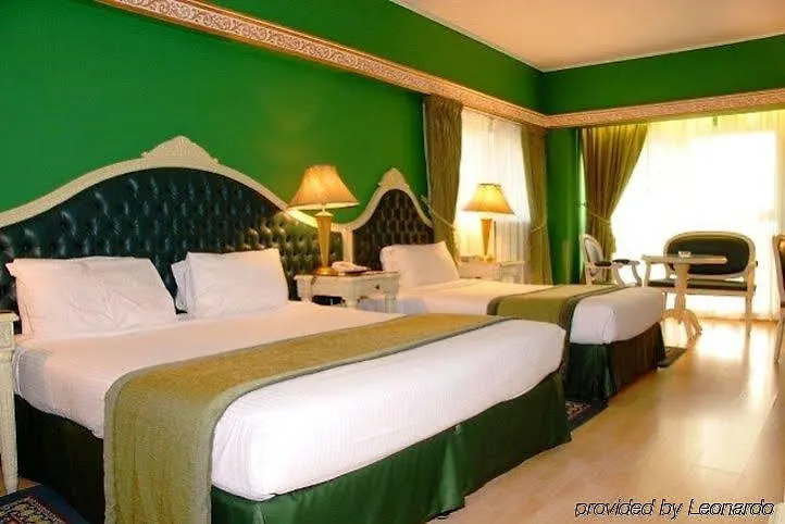 Moscow Hotel Dubai 4*,
